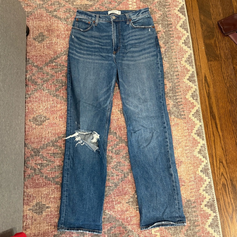 Abercrombie the ankle straight ultra high rise Jean